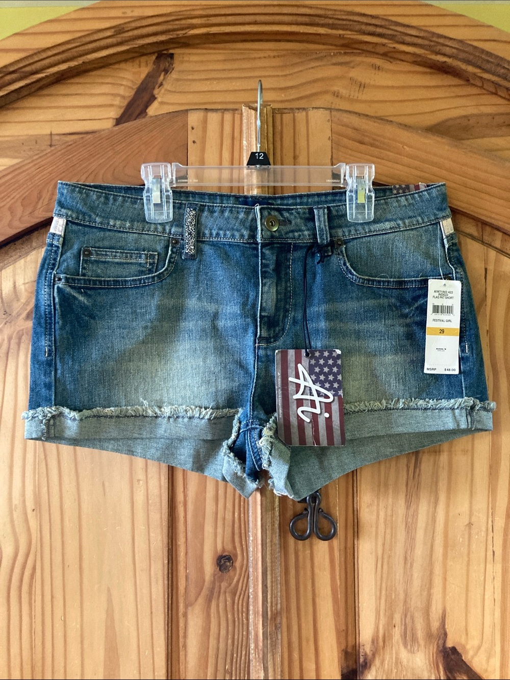 American Idol Festival Girl red blue star cuffed hem jean shorts size 29 - NWT